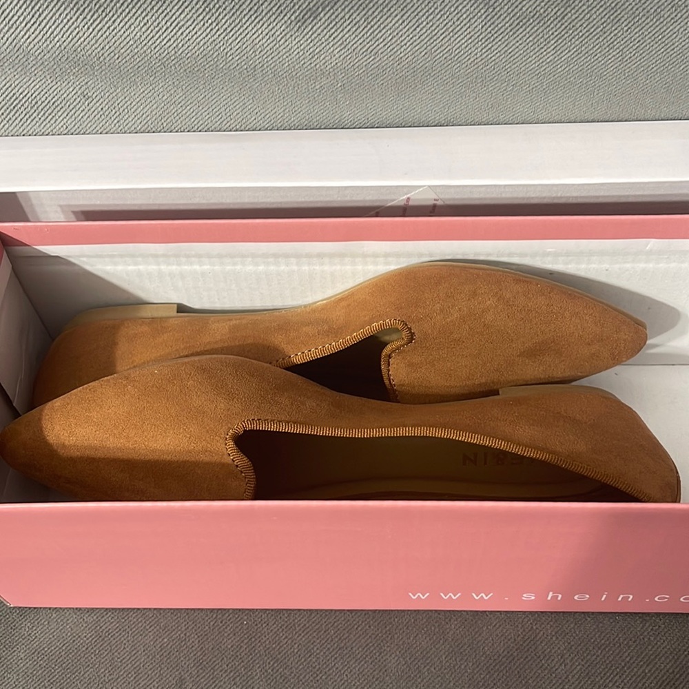 Never worn Shein tan loafers